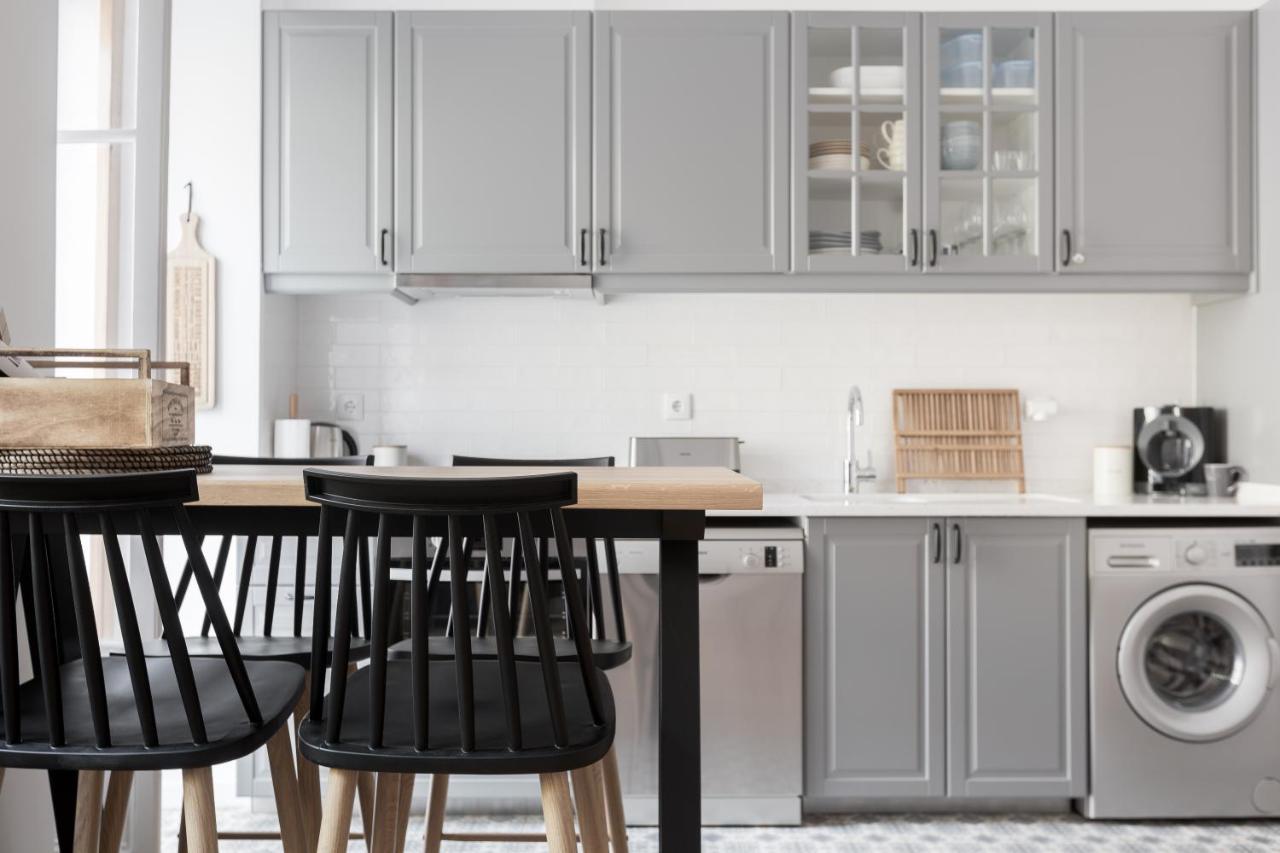 Feel Home in this Stunning Renovated Nest in Graça Lissabon Buitenkant foto