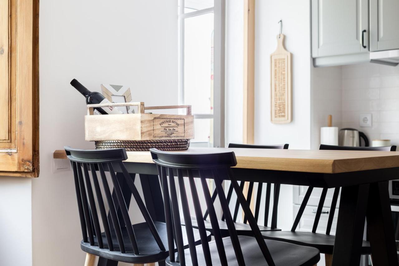 Feel Home in this Stunning Renovated Nest in Graça Lissabon Buitenkant foto