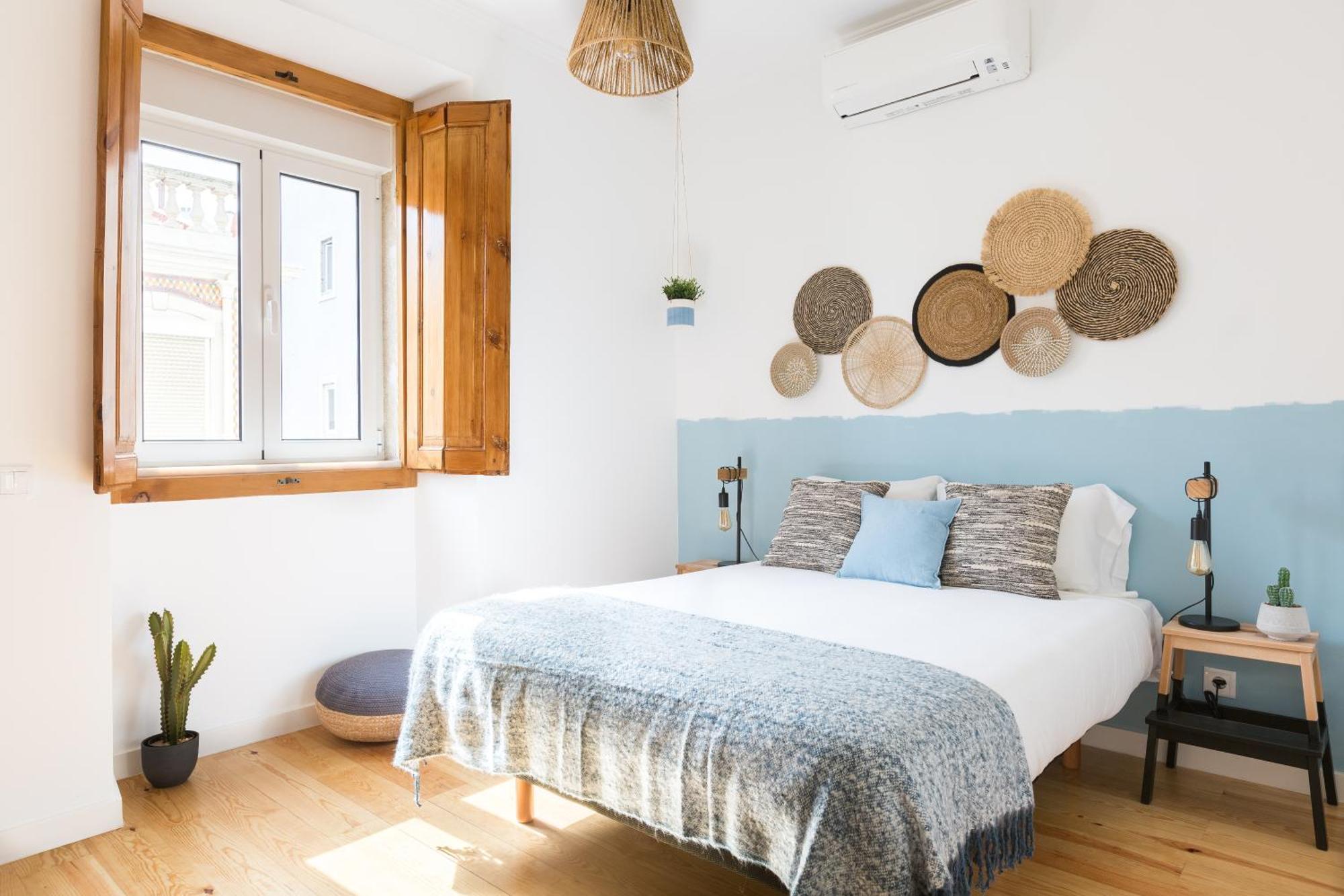 Feel Home in this Stunning Renovated Nest in Graça Lissabon Buitenkant foto